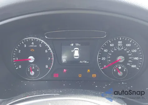 2019 Kia Sorento 2.4L L из США, поврежденный, VIN 5XYPG4A3XKG504384